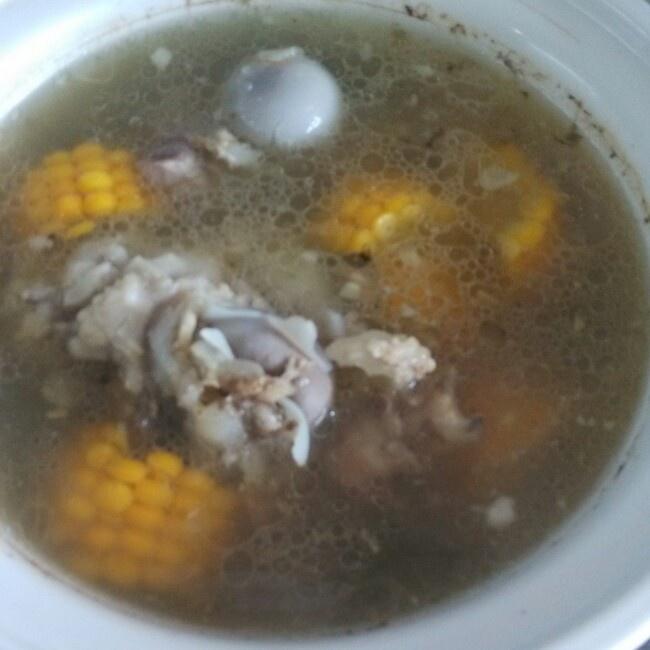 玉米大骨湯的做法 步骤4
