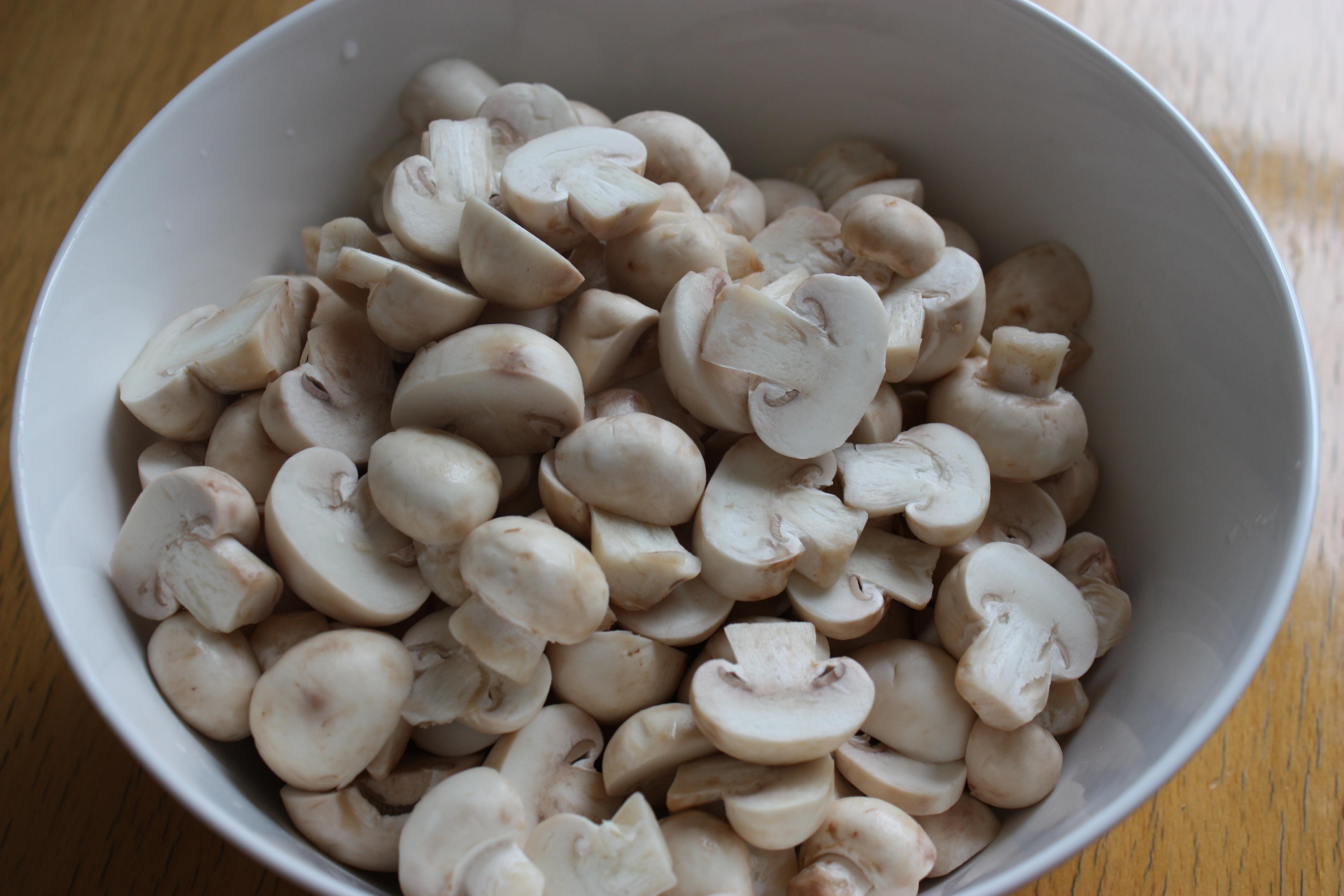 “鮮”美的簡單快手菜——素炒鮮口蘑的做法 步骤3
