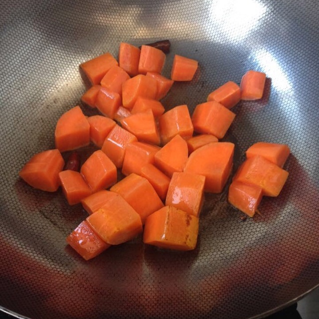 胡蘿卜排骨湯的做法 步骤4
