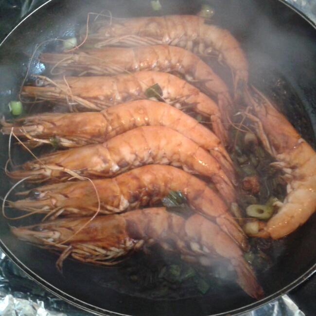 紅燒蝦的做法 步骤4
