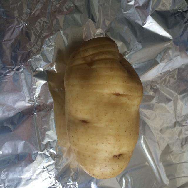 培根風琴烤土豆的做法 步骤2