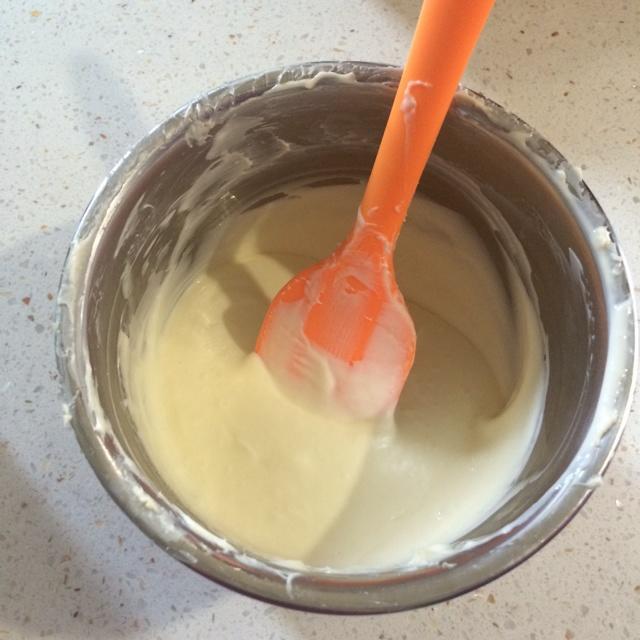 菠蘿凍芝士蛋糕（超級簡單）的做法 步骤6