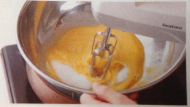 藤野真紀子的奶油蛋糕的做法 步骤2