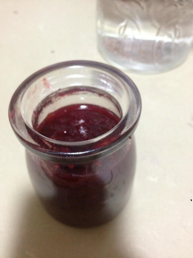 自制葡萄果醬的做法 步骤4