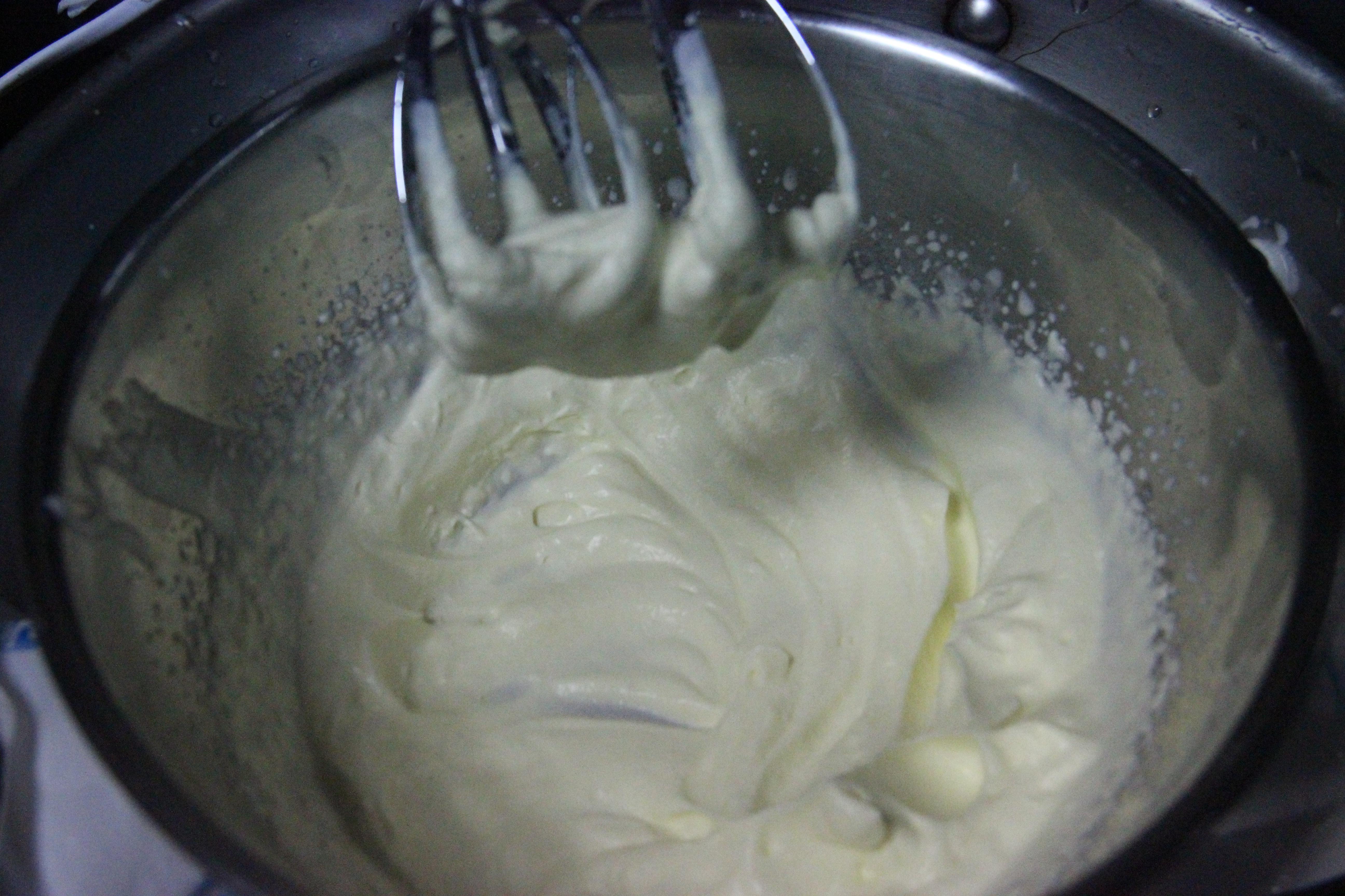奶油杯子蛋糕的做法 步骤9