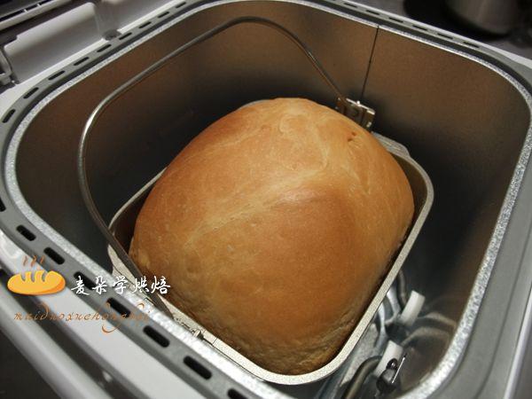 簡單省時的北海道牛奶吐司--松下面包機版（100%中種法）的做法 步骤1