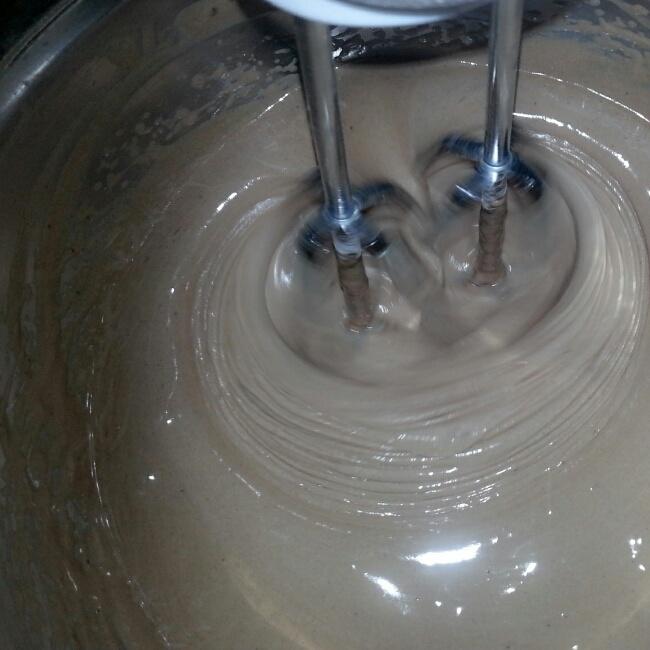 巧克力海綿蛋糕簡單易學版（獨家）的做法 步骤3
