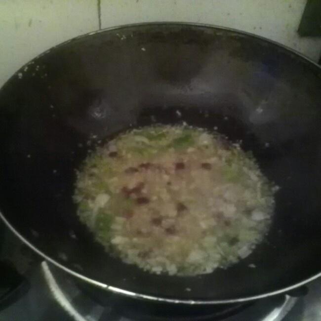 香菇牛肉醬的做法 步骤3