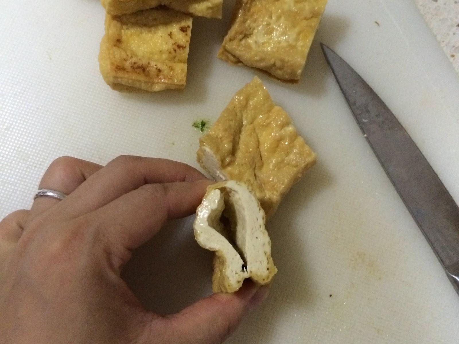 《昨日的美食》之烤油豆腐瓖味噌的做法 步骤6