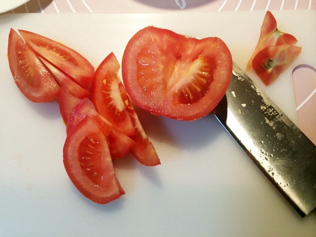 營養、健康、易做的番茄炒蛋（適合家有小朋友的，非常好下飯）的做法 步骤2