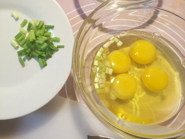 營養、健康、易做的番茄炒蛋（適合家有小朋友的，非常好下飯）的做法 步骤3