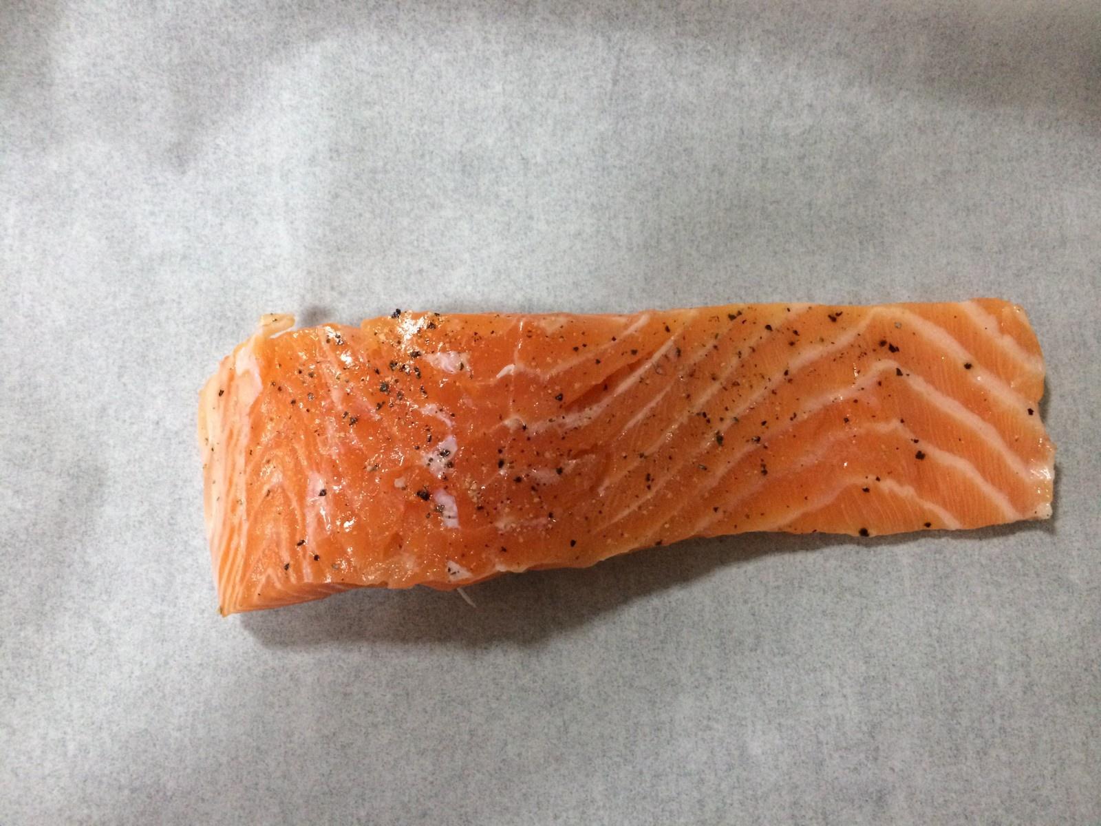 《昨日的美食》之鋁箔烤鮭魚的做法 步骤8