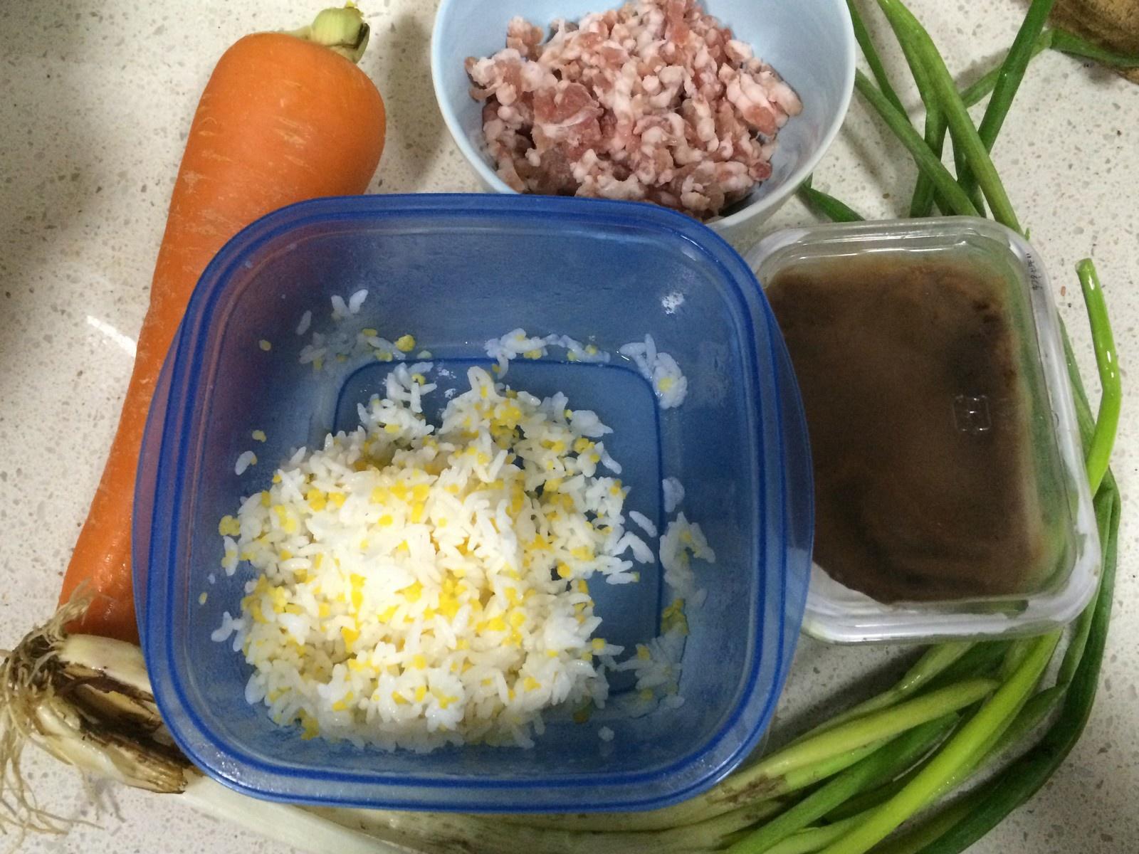 《昨日的美食》之肉味噌燴炒飯的做法 步骤2