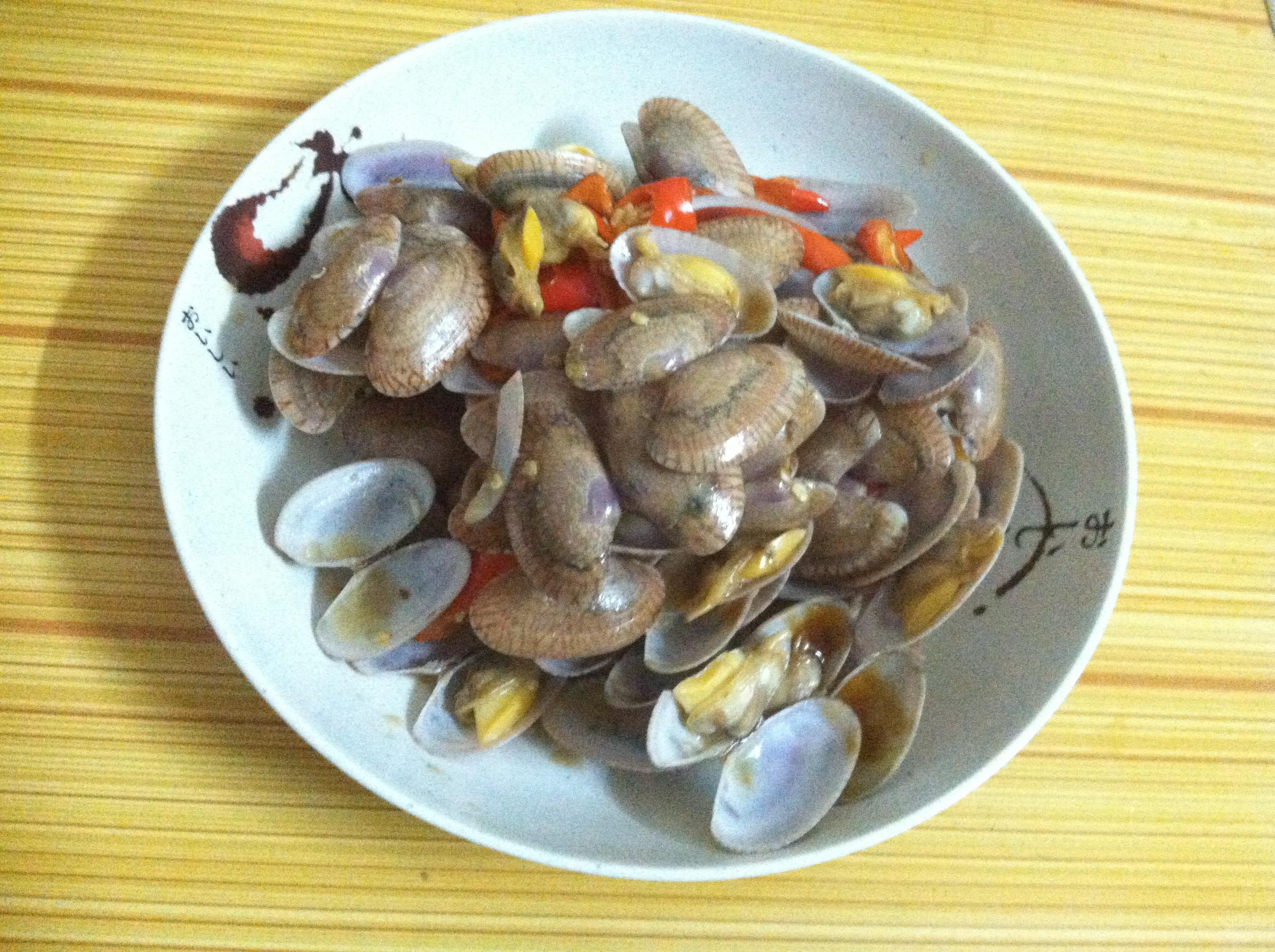 辣炒蠔油花蛤的做法 步骤1