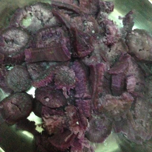 紫薯和紅豆冰皮月餅的做法 步骤3