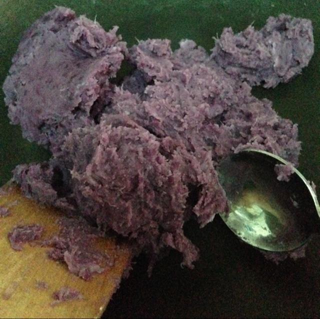 紫薯和紅豆冰皮月餅的做法 步骤5