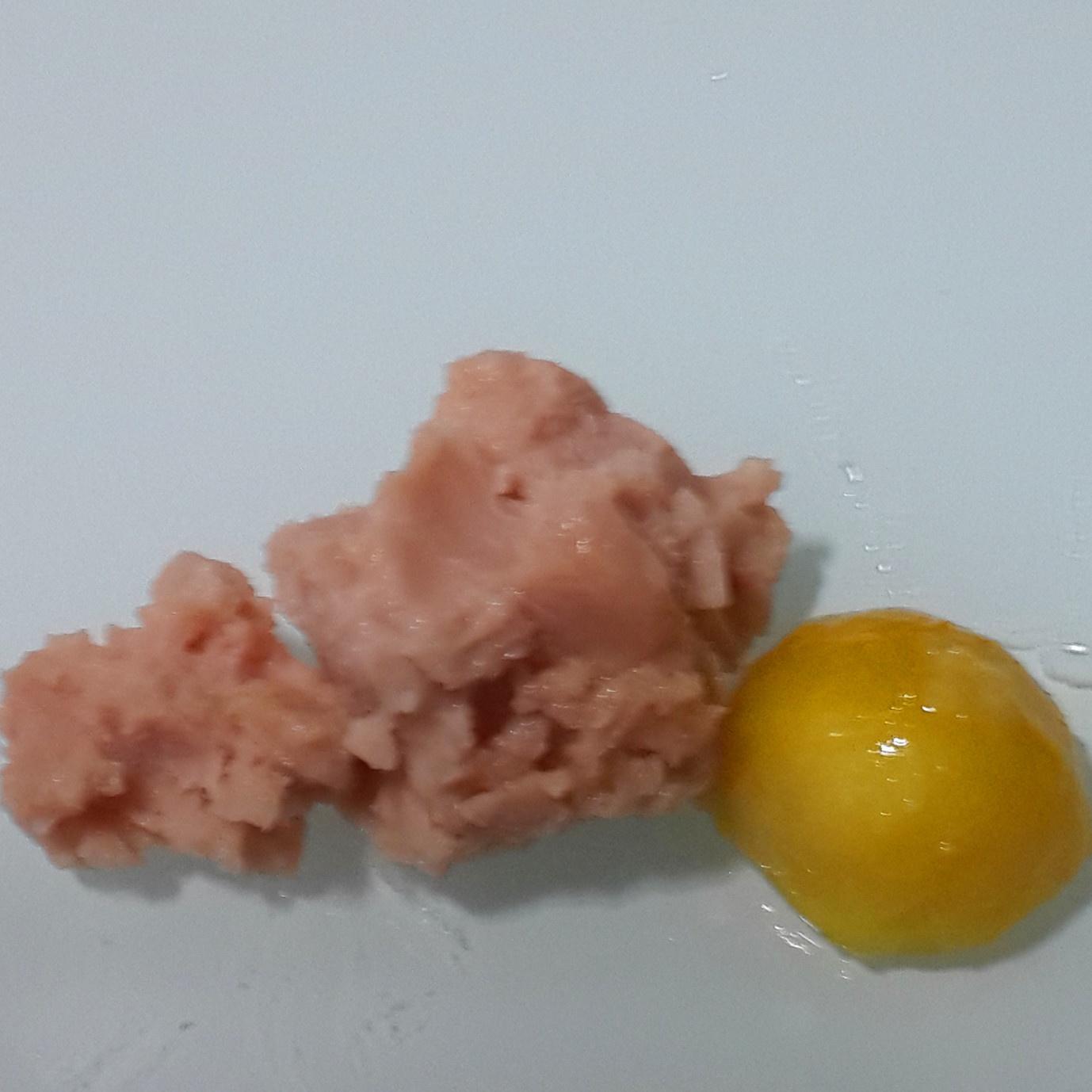 水果味蓮蓉蛋黃蘇式月餅的做法 步骤2