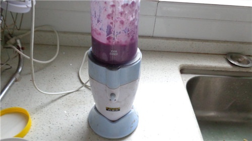 紫薯奶香糯米小丸子的做法 步骤4