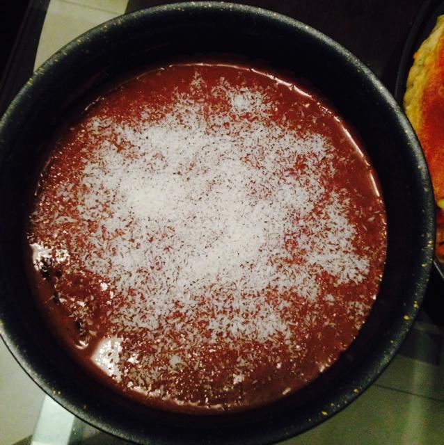 試驗制巧克力軟心蛋糕A全德芙黑巧克力的做法 步骤5