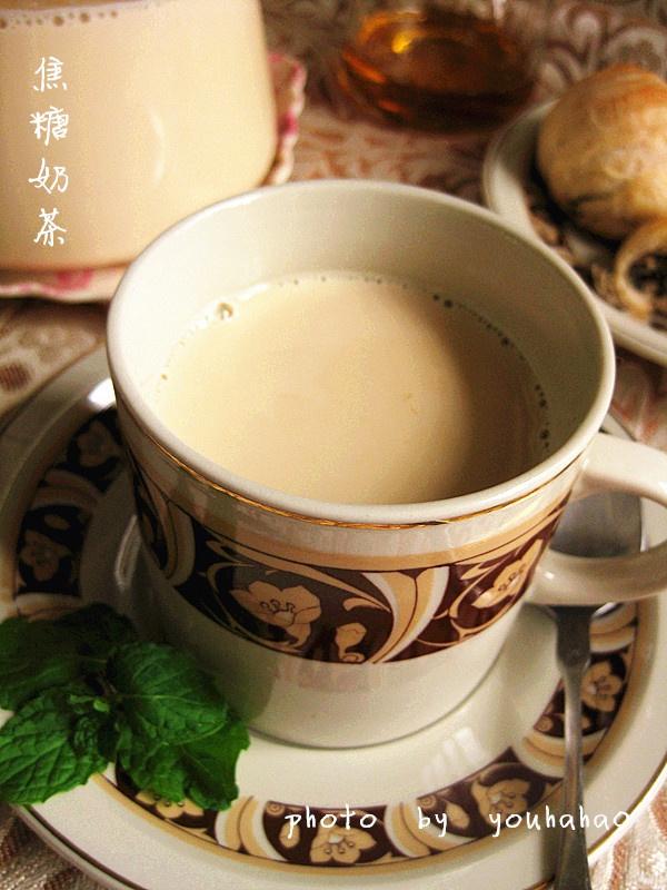 下午茶的搭檔--焦糖奶茶的做法 步骤12