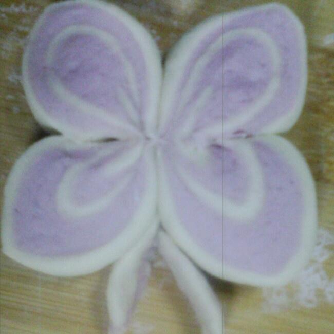 蝴蝶玫瑰花紫薯饅頭（快速發面技巧）的做法 步骤4