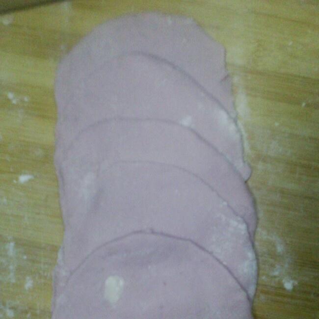 蝴蝶玫瑰花紫薯饅頭（快速發面技巧）的做法 步骤5
