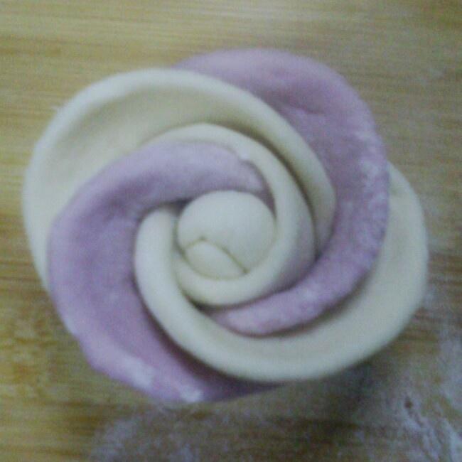 蝴蝶玫瑰花紫薯饅頭（快速發面技巧）的做法 步骤7