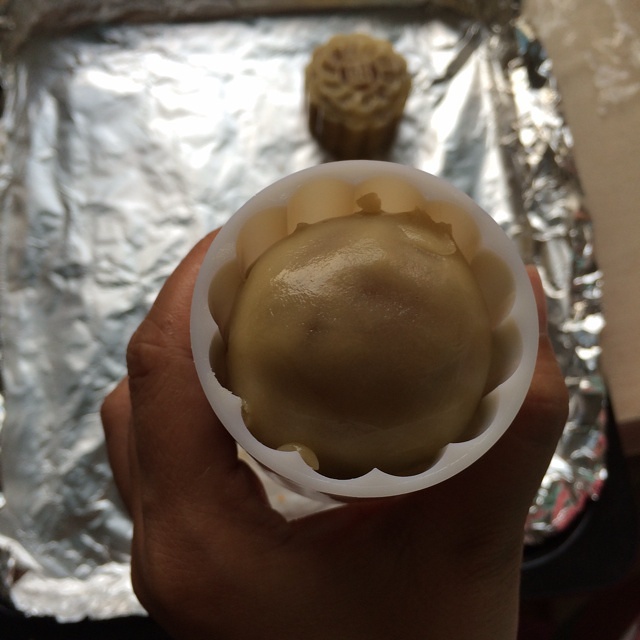 廣式蛋黃月餅的做法 步骤5