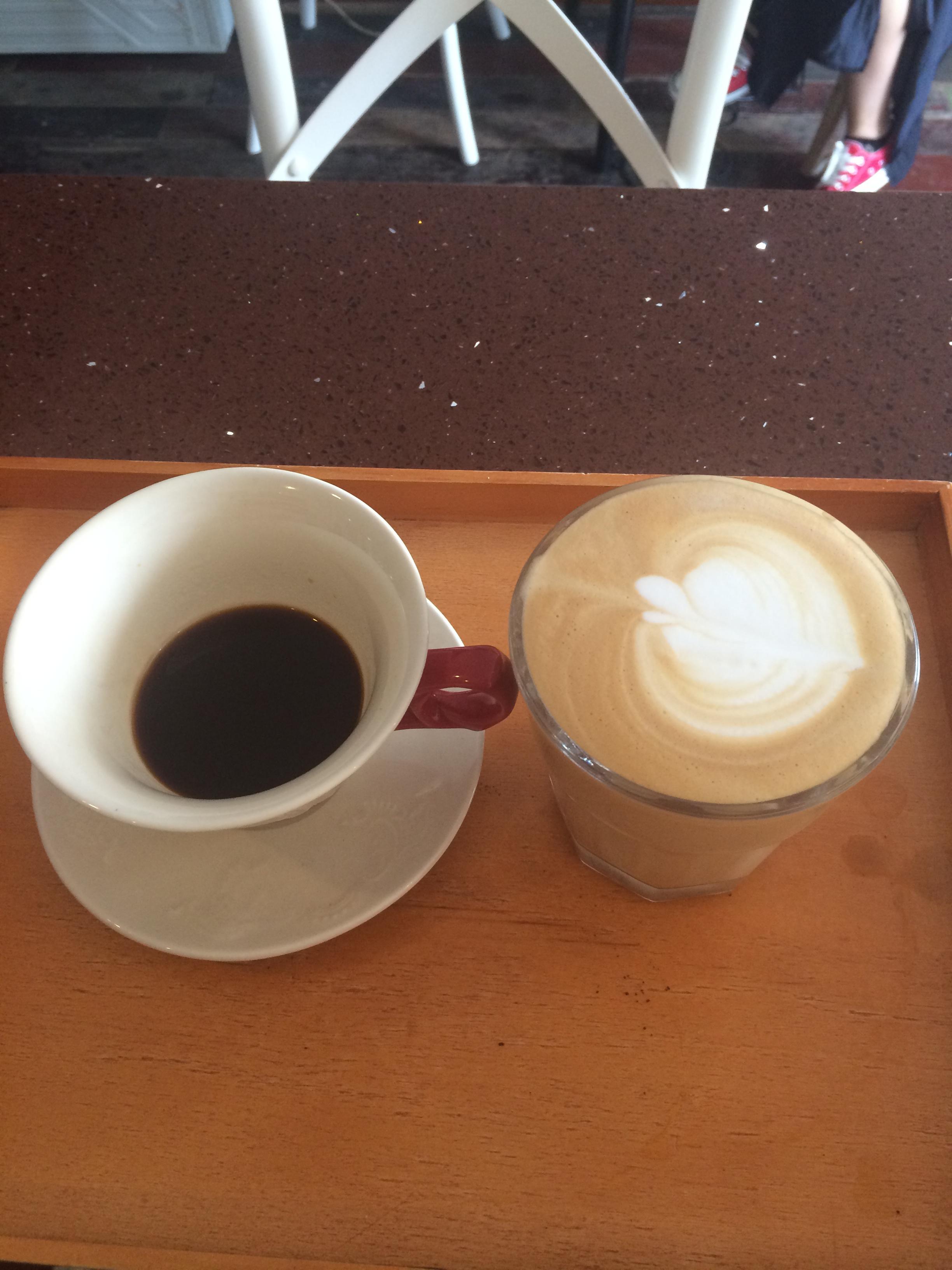 摩卡壺使用教程，在家也能做出不輸于一般咖啡的香濃拿鐵咖啡哦~的做法 步骤9