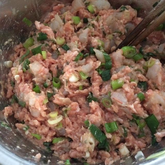 豬肉&鮮蝦餛飩的做法 步骤1