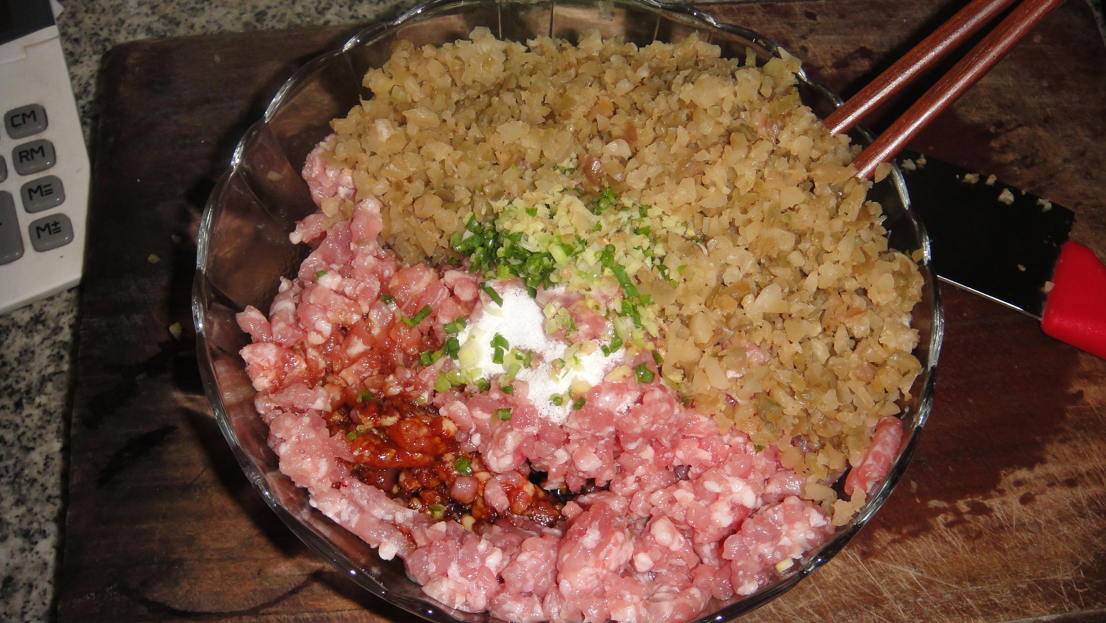 【上海味】蘇式榨菜鮮肉月餅的做法 步骤4
