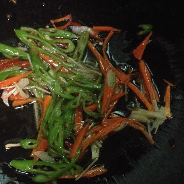 青椒土豆絲蓋飯的做法 步骤4