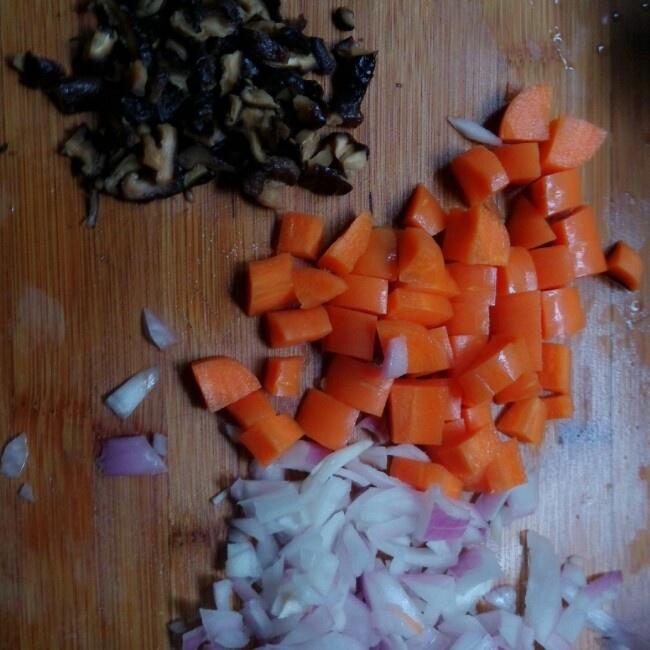 蘿卜燜飯的做法 步骤1