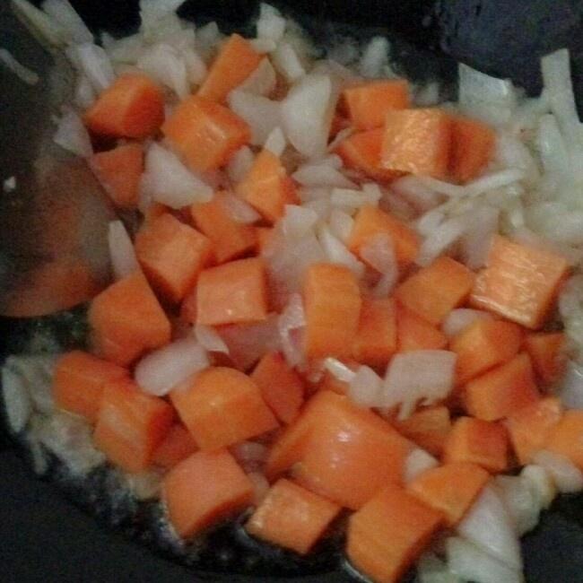 蘿卜燜飯的做法 步骤3