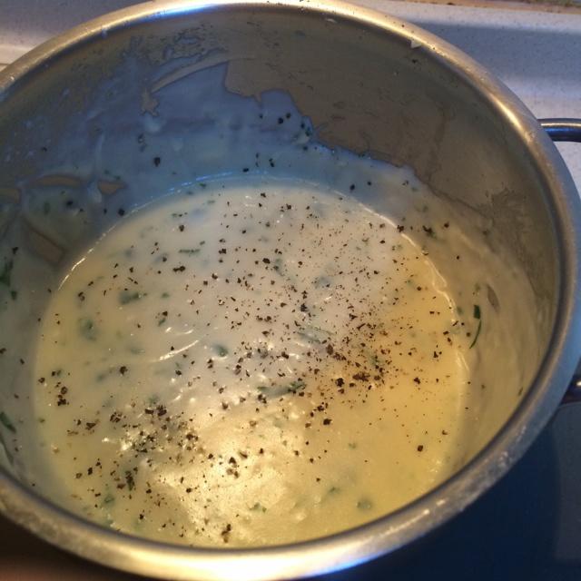 Cheesy Scalloped Potatoes 美式奶油烤土豆 （自制醬料）的做法 步骤3