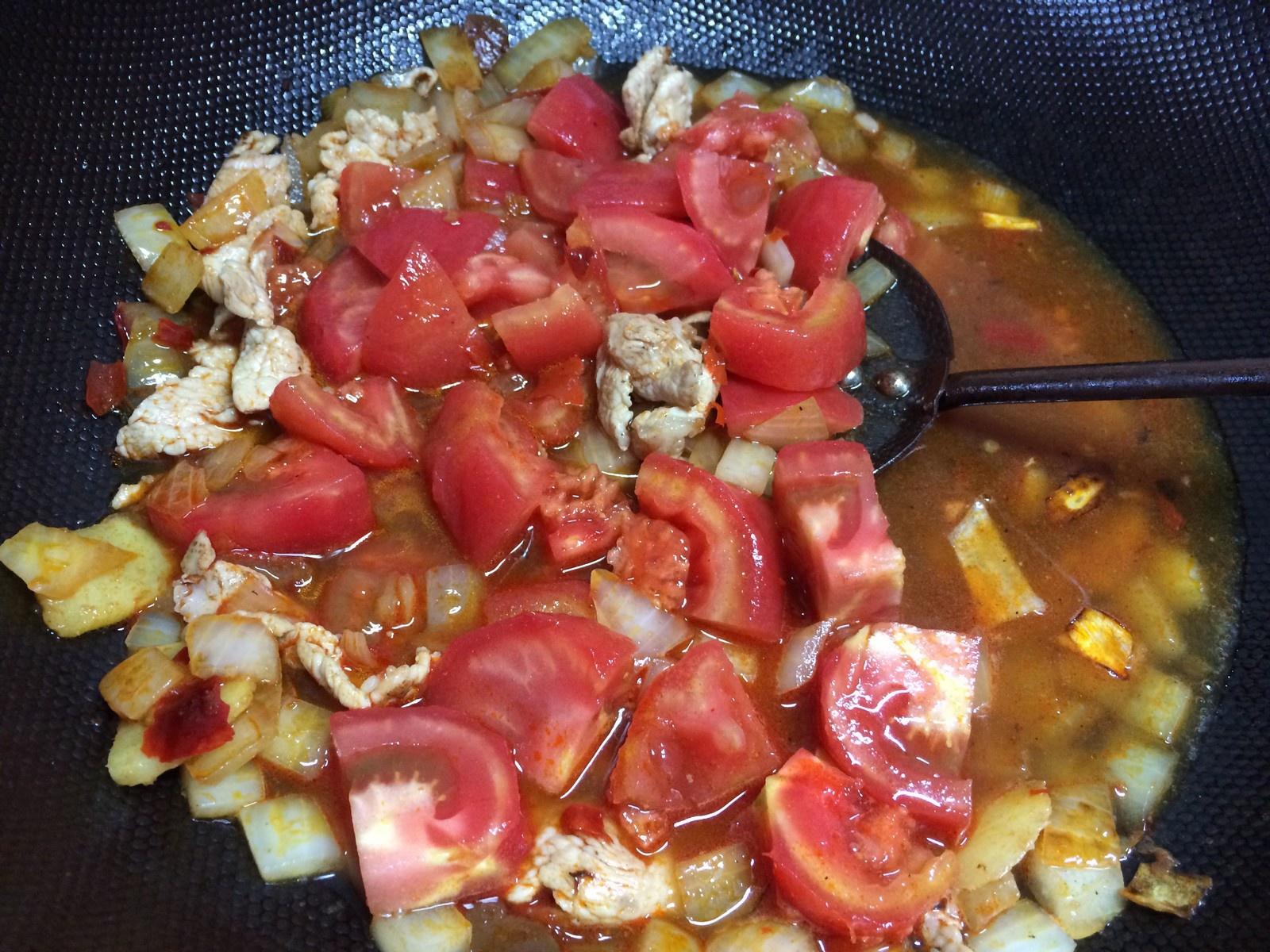 《昨日的美食》之茄子、番茄和豬肉的中式辣炒的做法 步骤8