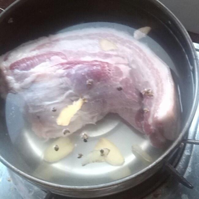 回鍋肉的做法 步骤2