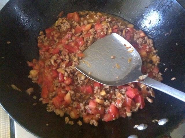 番茄肉醬面的做法 步骤7