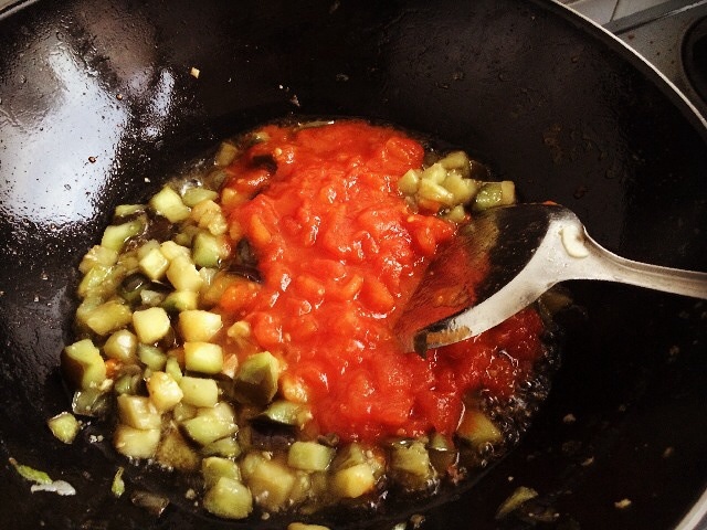 西紅柿雞蛋茄丁打鹵面（主要是鹵的做法）的做法 步骤5