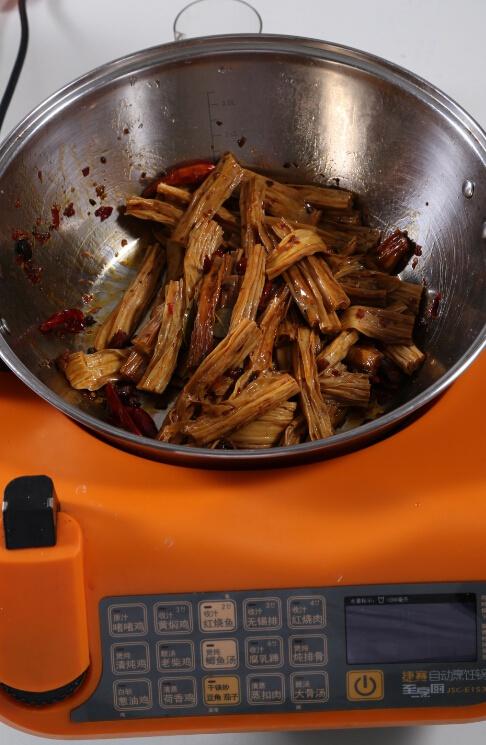 自動烹飪鍋做香辣腐竹-捷賽私房菜的做法 步骤4
