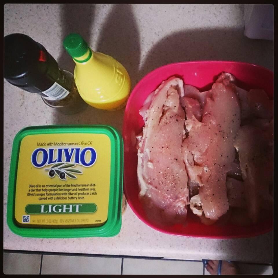 檸檬汁煎雞胸-可做雞胸土豆沙拉的做法 步骤1