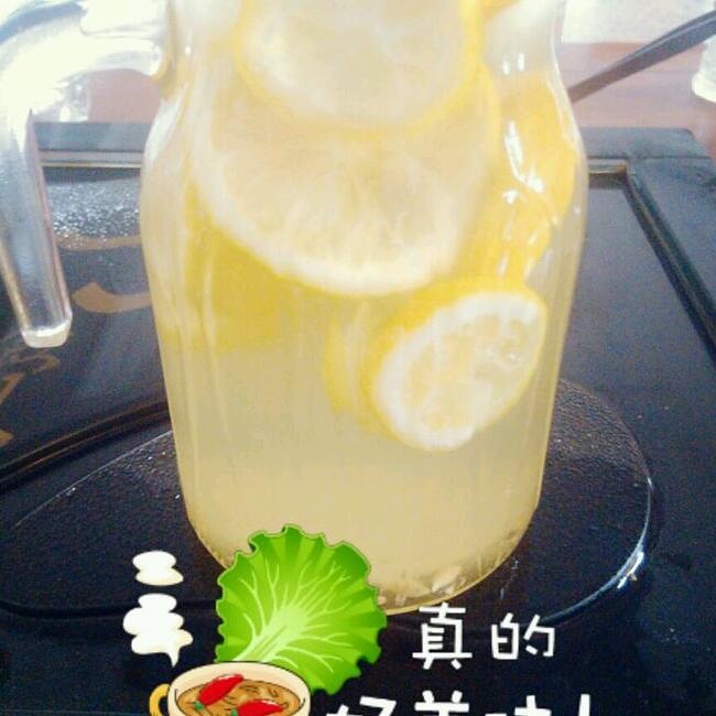 自制夏日冷飲——蜂蜜檸檬茶的做法 步骤2
