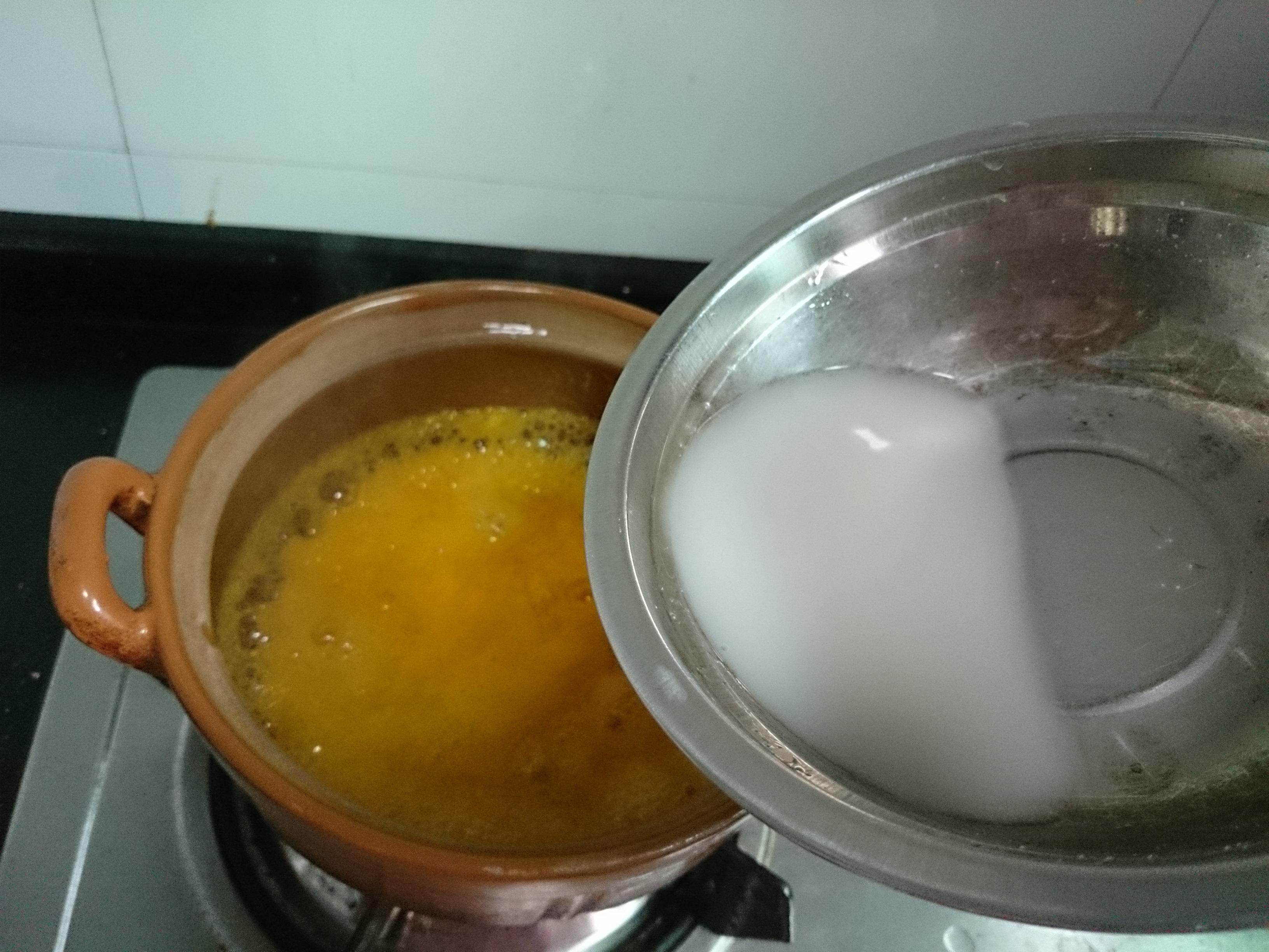 寶寶私房菜——南瓜雞蛋羹的做法 步骤3