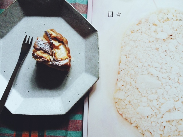 快手版熱松餅or蘋果蛋糕（來自堀井和子《日ぼ》中文版第7期）的做法 步骤5