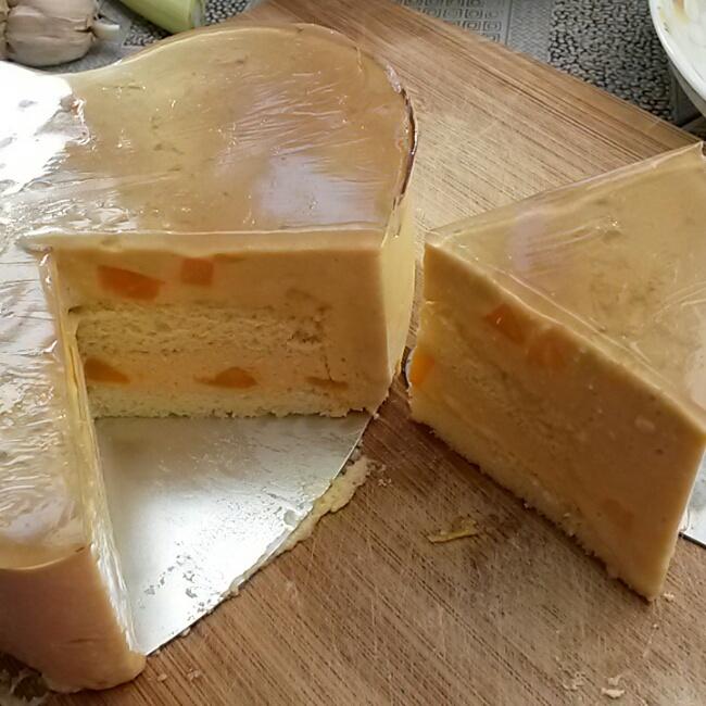 芒果乳酪慕斯蛋糕，6寸的做法 步骤1