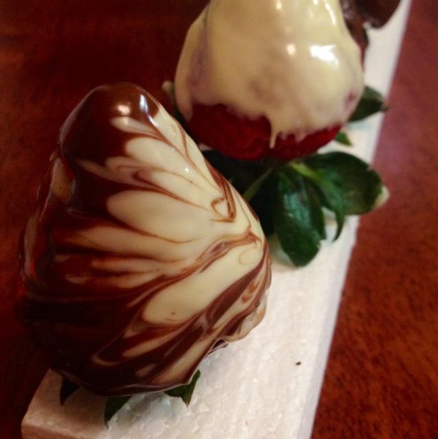 歌帝梵同款巧克力伯爵-脆皮巧克力草莓棒的做法 步骤6