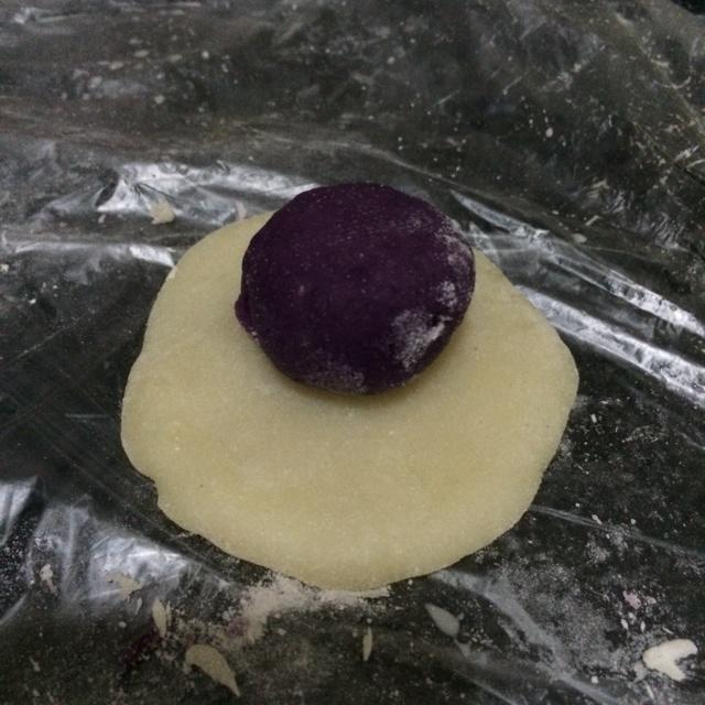紫薯冰皮月餅(不粘版本）的做法 步骤6