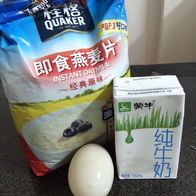 牛奶桂格燕麥粥的做法 步骤1