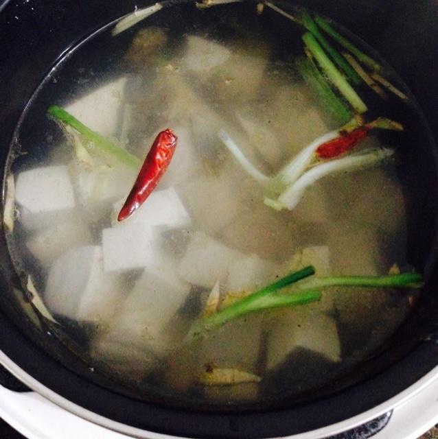 鯉魚豆腐湯（電壓力鍋版）的做法 步骤2