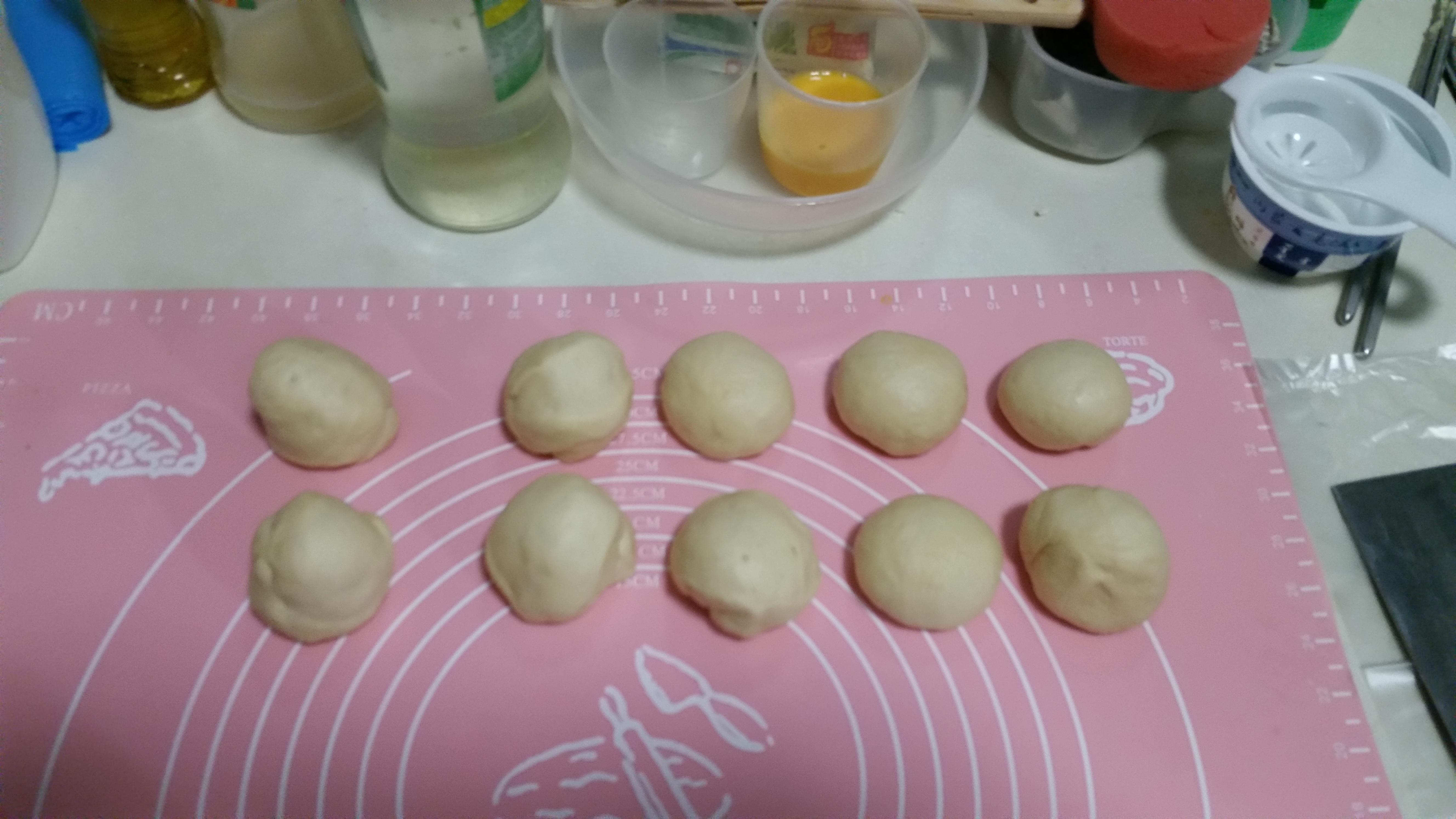 培根卷面包的做法 步骤5